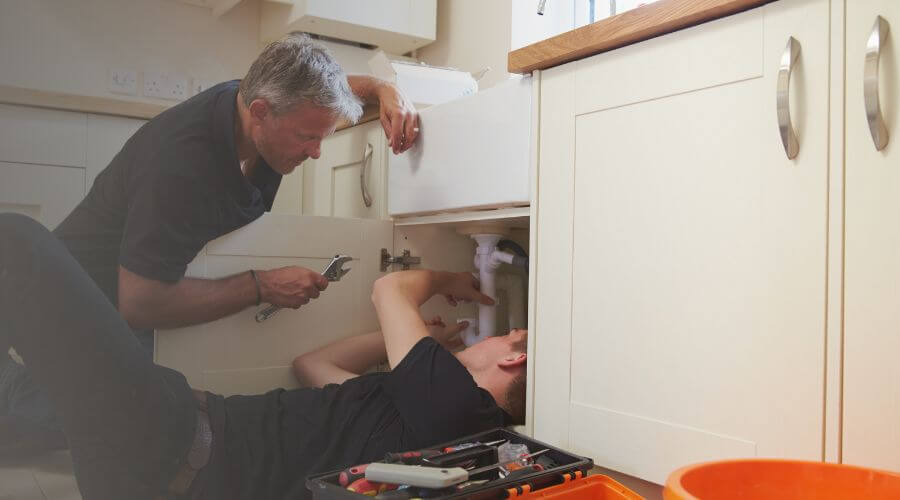 Professional burst pipe repair services in Lone Tree, IA